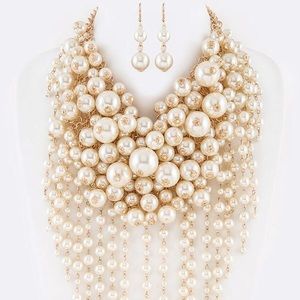 🎉Free Earrings 🎊 Luxe Cream Long Bib Freshwater Pearl Statement Necklace